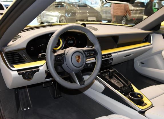 保时捷911 2023款 Targa 4 3.0T 中控类   中控全图