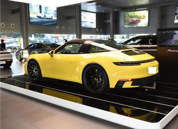 保时捷911 2023款 Targa 4 3.0T 外观   斜后