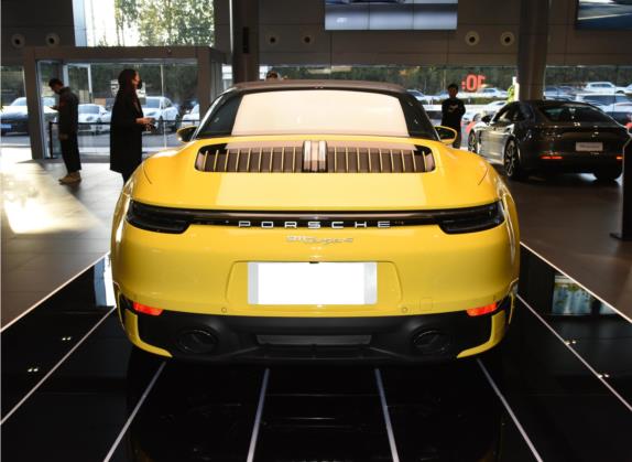 保时捷911 2023款 Targa 4 3.0T 外观   正后