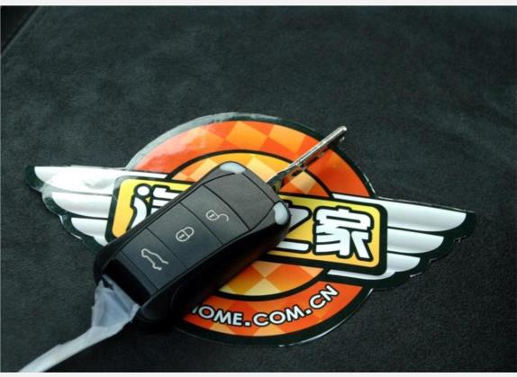 Cayenne 2008款 Cayenne GTS 4.8L 其他细节类   钥匙