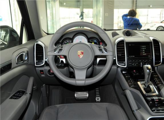 Cayenne 2011款 Cayenne S 4.8L 中控类   驾驶位