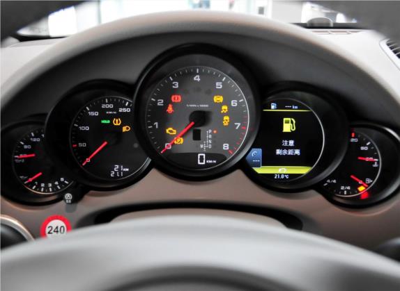 Cayenne 2011款 Cayenne S 4.8L 中控类   仪表盘