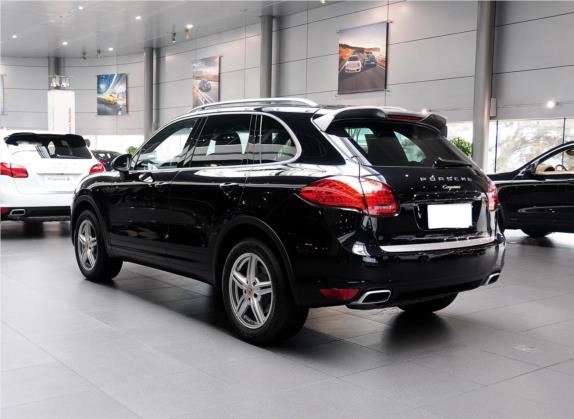 Cayenne 2014款 Cayenne Platinum Edition 3.0T 外观   斜后
