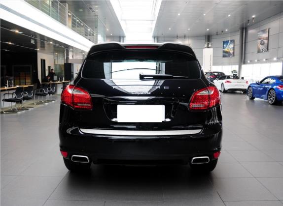 Cayenne 2014款 Cayenne Platinum Edition 3.0T 外观   正后