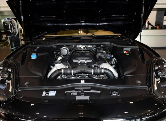 Cayenne 2015款 Cayenne Turbo 4.8T 其他细节类   发动机舱