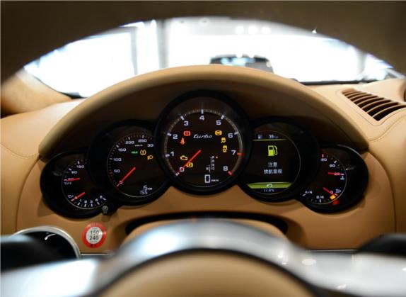 Cayenne 2015款 Cayenne Turbo 4.8T 中控类   仪表盘