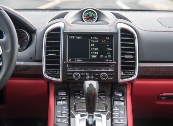Cayenne 2015款 Cayenne Turbo S 4.8T 中控类   中控台