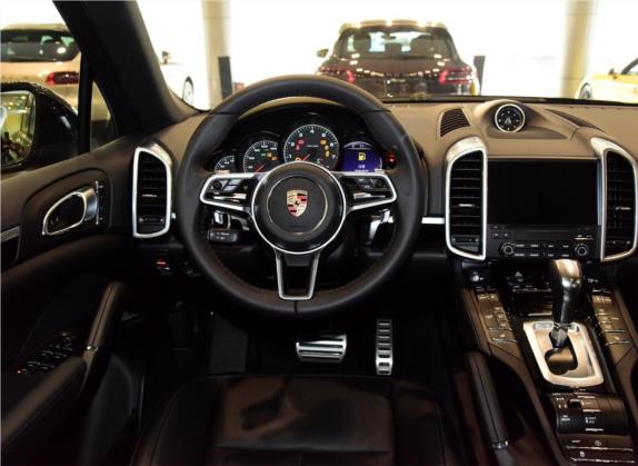 Cayenne 2016款 Cayenne 3.0T 中控类   驾驶位