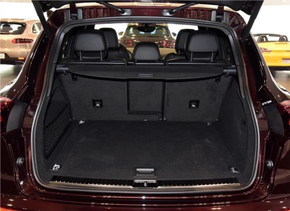 Cayenne 2016款 Cayenne 3.0T 车厢座椅   后备厢
