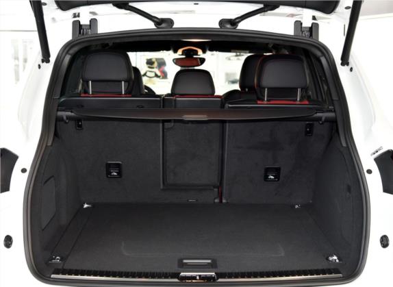 Cayenne 2016款 Cayenne Turbo 4.8T 车厢座椅   后备厢