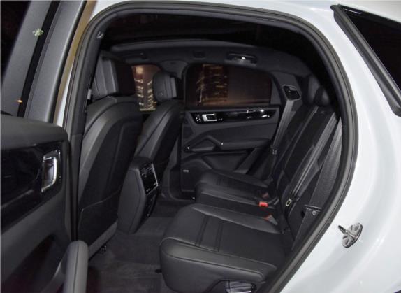 Cayenne 2019款 Cayenne Coupé 3.0T 车厢座椅   后排空间