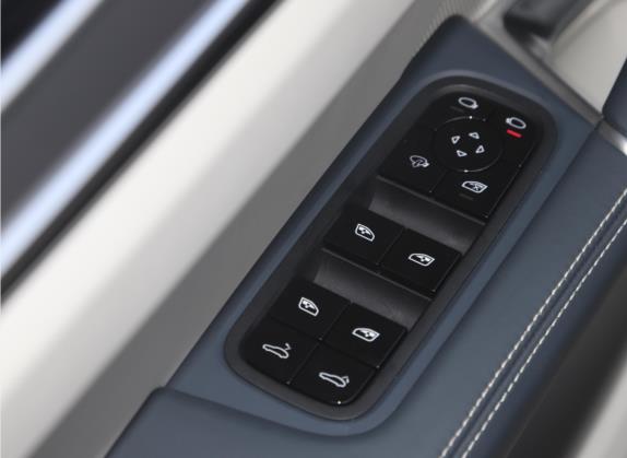 Cayenne 2020款 Cayenne Turbo 4.0T 车厢座椅   门窗控制