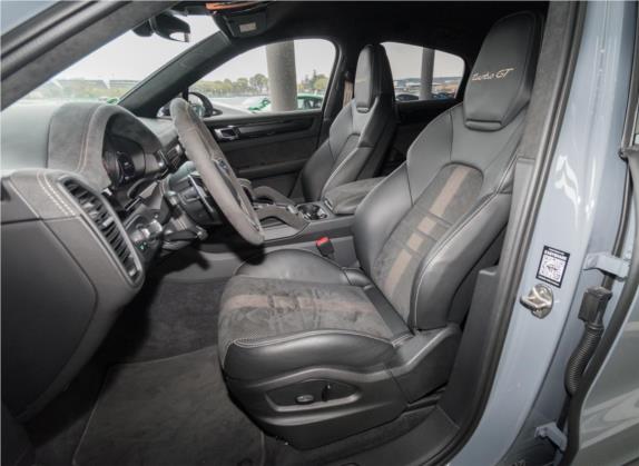 Cayenne 2021款 Cayenne Turbo GT 4.0T 车厢座椅   前排空间