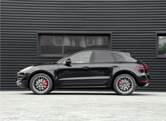 Macan 2014款 Macan Turbo 3.6T 外观   正侧