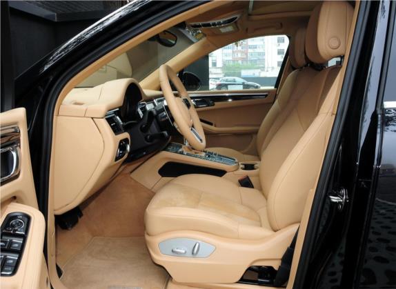 Macan 2014款 Macan S 3.0T 车厢座椅   前排空间