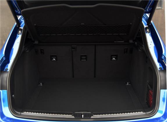 Macan 2016款 Macan S 3.0T 车厢座椅   后备厢