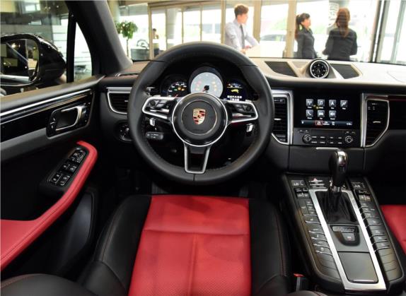 Macan 2017款  Macan S 3.0T 中控类   驾驶位