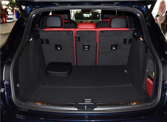 Macan 2020款 Macan S 3.0T 车厢座椅   后备厢
