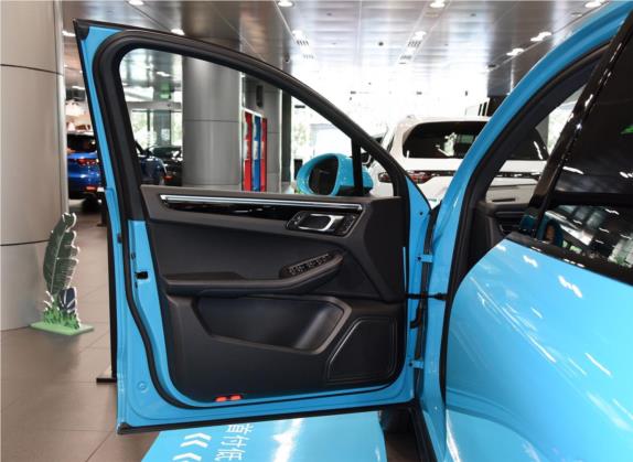 Macan 2021款 Macan S 3.0T 车厢座椅   前门板