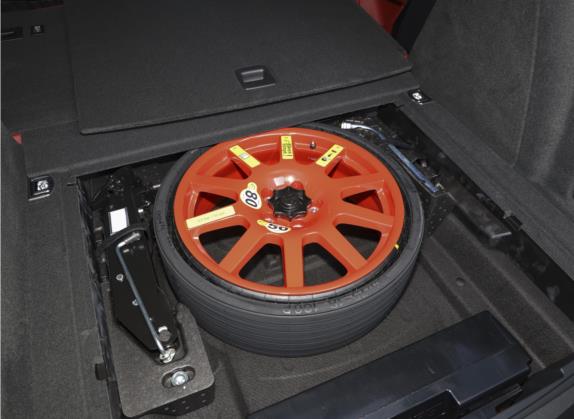 Macan 2022款 Macan S 2.9T 其他细节类   备胎