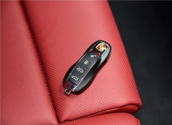 保时捷718 2018款 Boxster S 2.5T 其他细节类   钥匙