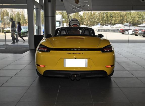 保时捷718 2019款 Boxster T 2.0T 外观   正后