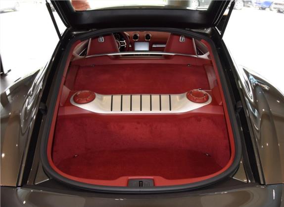 保时捷718 2020款 Cayman 2.0T 车厢座椅   后备厢