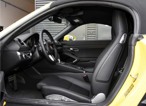 保时捷718 2020款 Boxster 2.0T 车厢座椅   前排空间