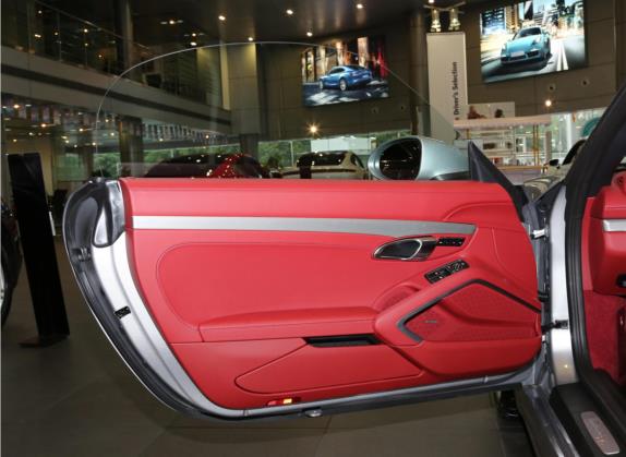 保时捷718 2021款 Boxster 2.5T 25周年纪念版 车厢座椅   前门板