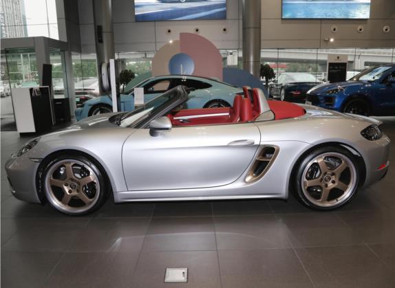 保时捷718 2021款 Boxster 2.5T 25周年纪念版 外观   正侧