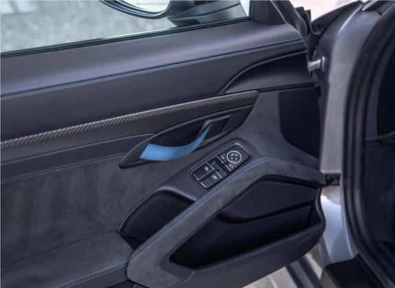 保时捷718 2022款 Cayman GT4 RS 4.0L 车厢座椅   门窗控制