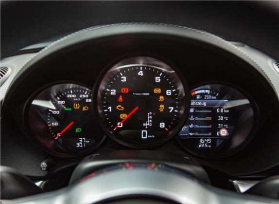 保时捷718 2023款 Cayman Style Edition 2.0T 中控类   仪表盘