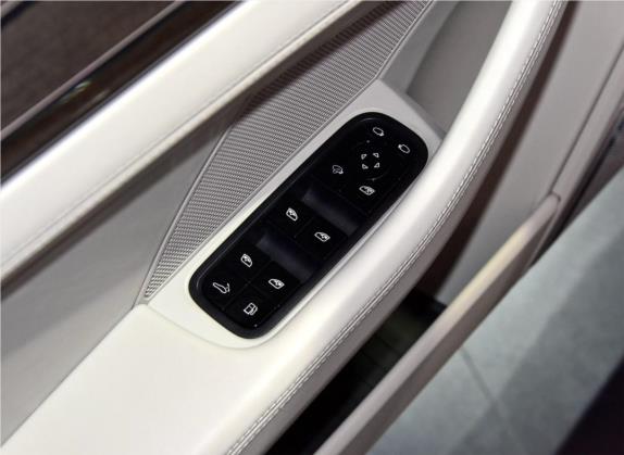 Panamera新能源 2017款 Panamera 4 E-Hybrid 行政加长版 2.9T 车厢座椅   门窗控制