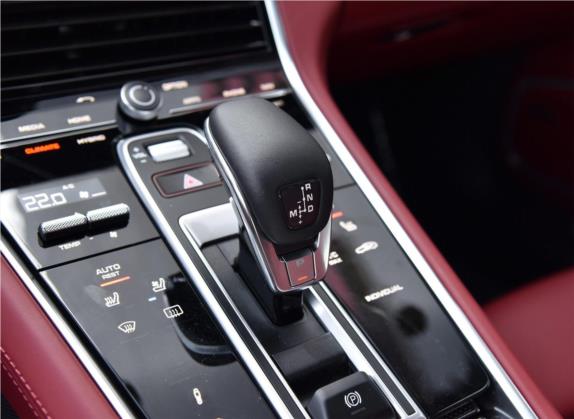Panamera新能源 2018款 Panamera 4 E-Hybrid 2.9T 中控类   挡把