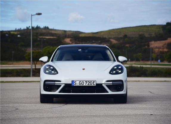 Panamera新能源 2018款 Panamera Turbo S E-Hybrid Sport Turismo 4.0T 外观   正前