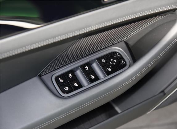 Panamera新能源 2021款 Panamera 4 E-Hybrid 2.9T 车厢座椅   门窗控制
