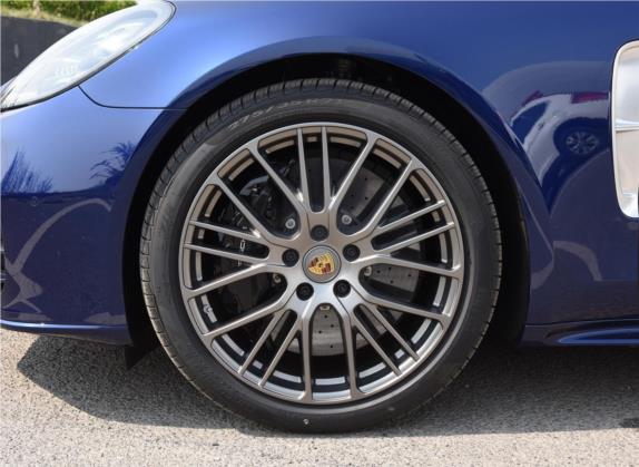 Panamera新能源 2021款 Panamera Turbo S E-Hybrid 行政加长版 4.0T 其他细节类   前轮