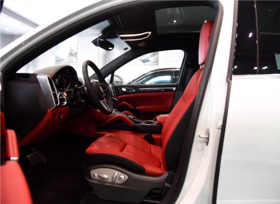 Cayenne新能源 2016款 Cayenne S E-Hybrid 3.0T 车厢座椅   前排空间