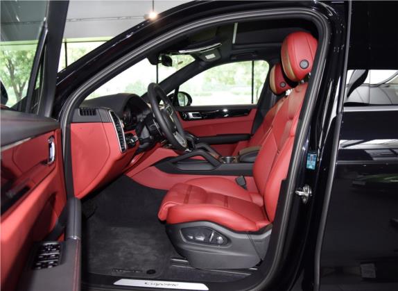 Cayenne新能源 2020款 Cayenne E-Hybrid 2.0T 车厢座椅   前排空间
