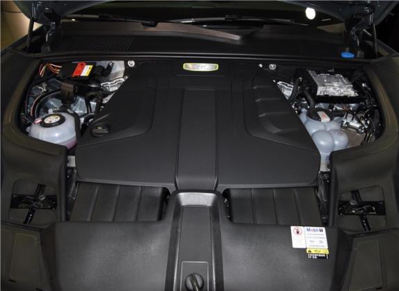 Cayenne新能源 2021款 Cayenne E-Hybrid 2.0T 其他细节类   发动机舱