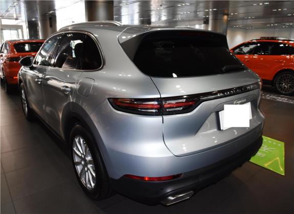 Cayenne新能源 2021款 Cayenne E-Hybrid 2.0T 外观   斜后