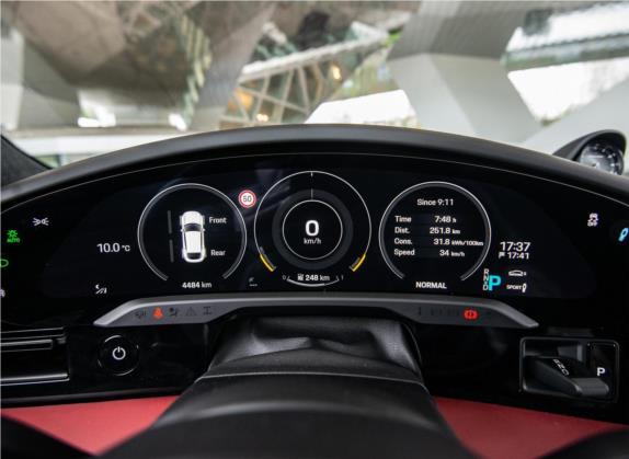 Taycan 2022款 Taycan Turbo S Cross Turismo 中控类   仪表盘