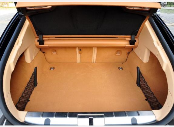 Panamera 2010款 Panamera 4S 4.8L 车厢座椅   后备厢