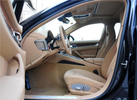Panamera 2010款 Panamera 4 3.6L 车厢座椅   前排空间