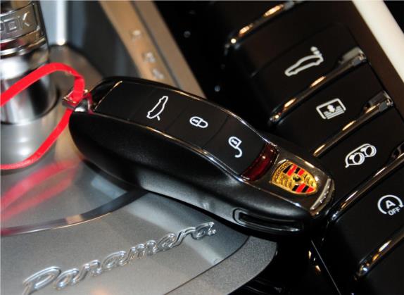 Panamera 2012款 Panamera Turbo S 4.8T 其他细节类   钥匙