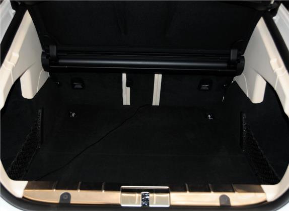 Panamera 2012款 Panamera Turbo S 4.8T 车厢座椅   后备厢
