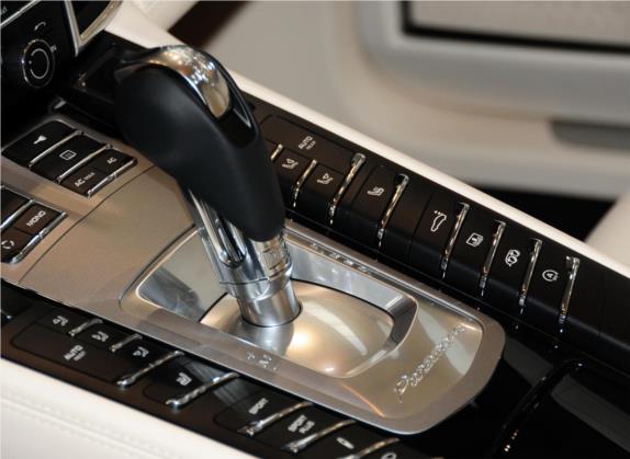 Panamera 2012款 Panamera Turbo S 4.8T 中控类   挡把