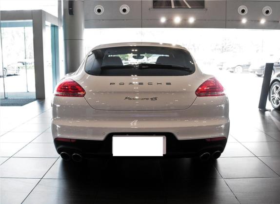 Panamera 2014款 Panamera 4S Executive 3.0T 外观   正后