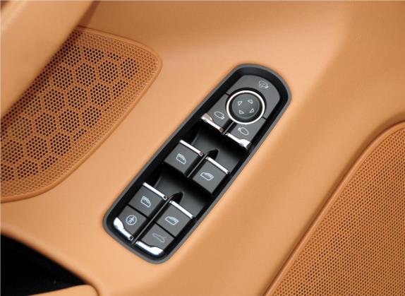 Panamera 2014款 Panamera Turbo Executive 4.8T 车厢座椅   门窗控制