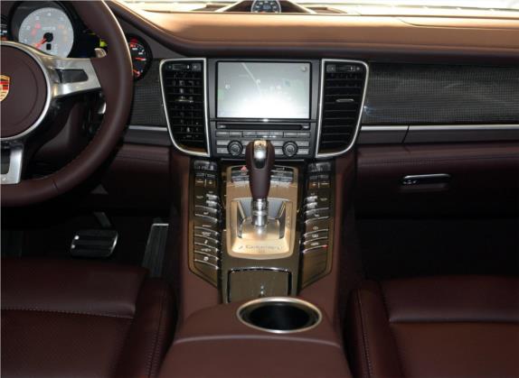 Panamera 2014款 Panamera GTS 4.8L 中控类   中控台